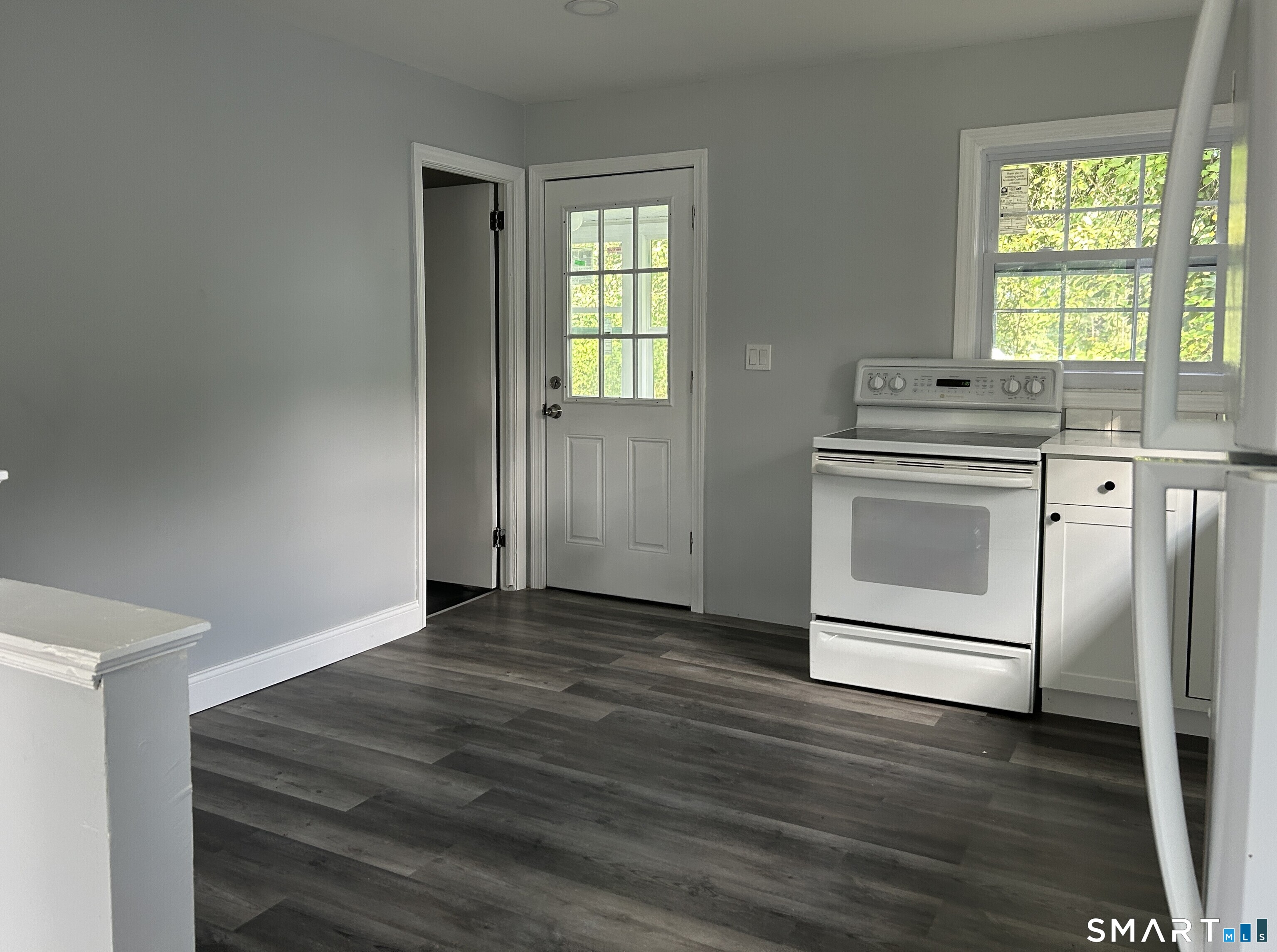 152 Cottage Road Enfield, CT 06082 - Photo 9 of 25