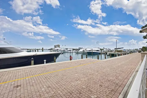 $2,815,000 | 176-184 Lake Drive, Unit 1302, Palm Beach Shores, FL 33404
