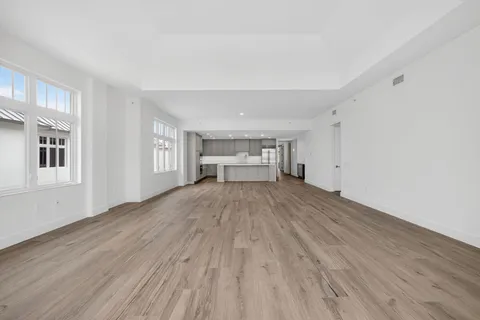 $2,815,000 | 176-184 Lake Drive, Unit 1302, Palm Beach Shores, FL 33404
