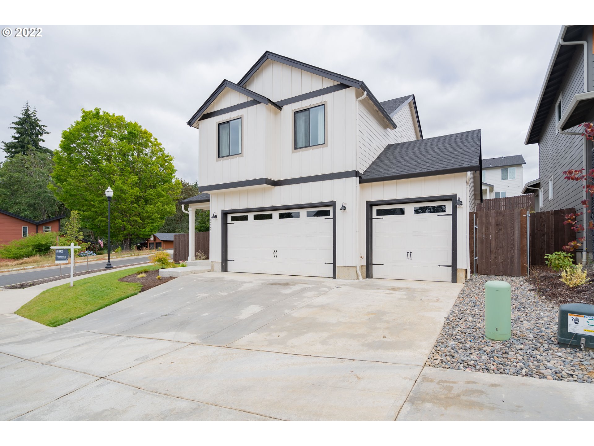2002 North 2nd Way Ridgefield, WA 98642 - Photo 4 of 32