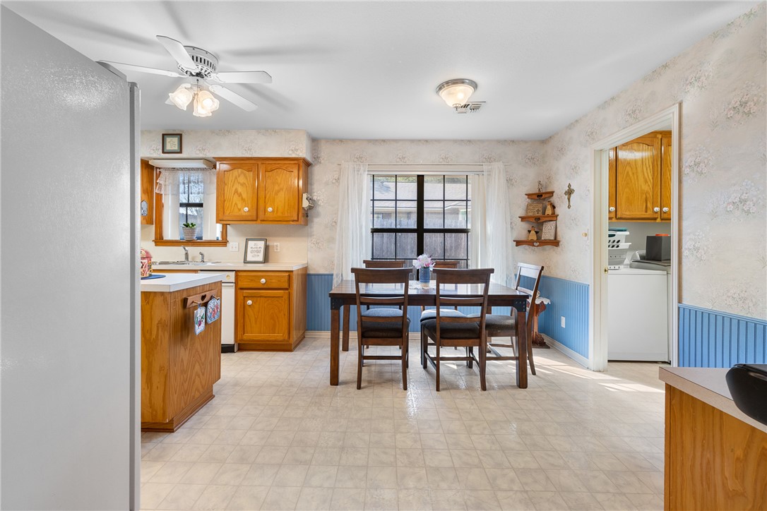 704 Bormann Street Brenham, TX 77833 - Photo 17 of 40