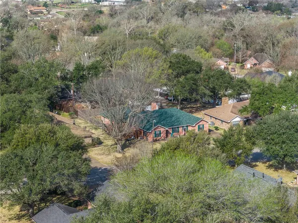 $330,000 | 704 Bormann Street, Brenham, TX 77833