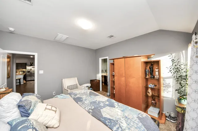 a view of a workspace with furniture