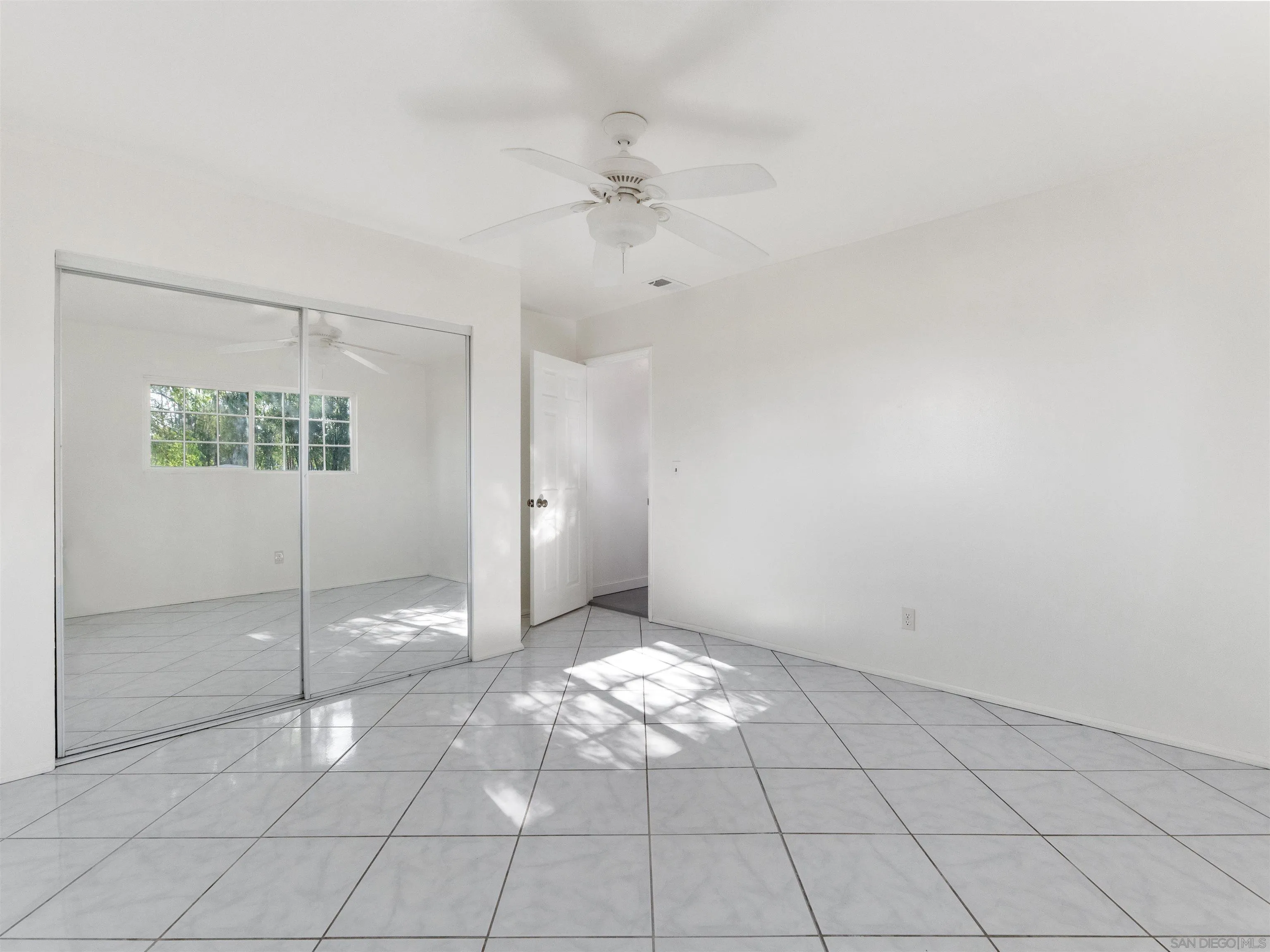 1621 Lilac Road Ramona, CA 92065 - Photo 18 of 35 Bedroom