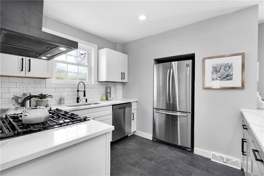 5 Batavia Road Pittsburgh, PA 15221 - Photo 10 of 24 Gallery Image 10