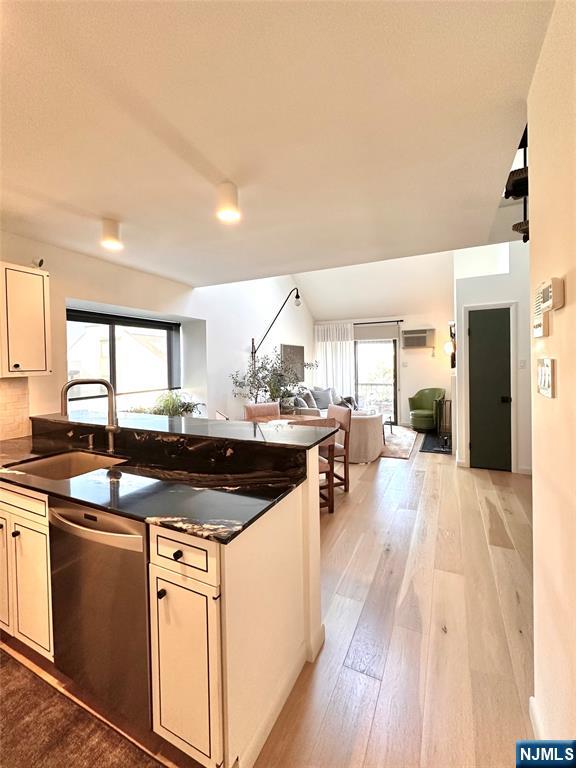 612 West Ridge Mews Wood-Ridge, NJ 07075 - Photo 10 of 19
