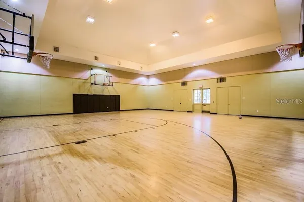 a view of a indoor garage