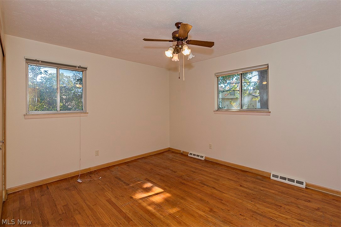 30310 Regent Road Wickliffe, OH 44092 - Photo 11 of 24 Gallery Image 11