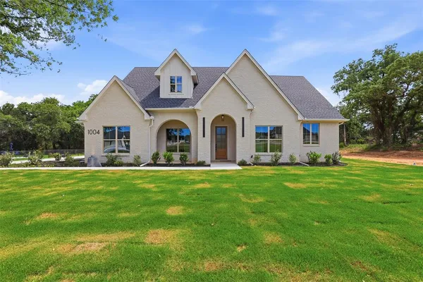 $569,000 | 1004 Arbor Vista, Azle, TX 76020