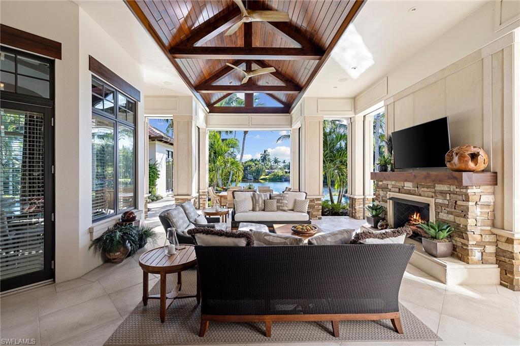 655 Bougainvillea Road Naples, FL 34102 - Photo 22 of 50