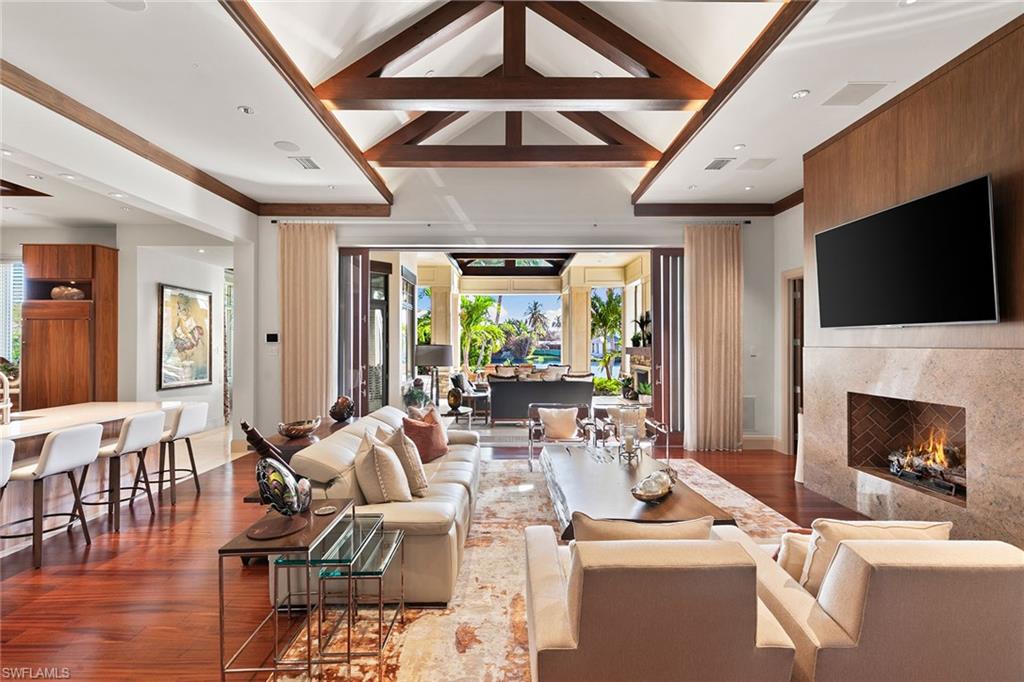 655 Bougainvillea Road Naples, FL 34102 - Photo 6 of 50