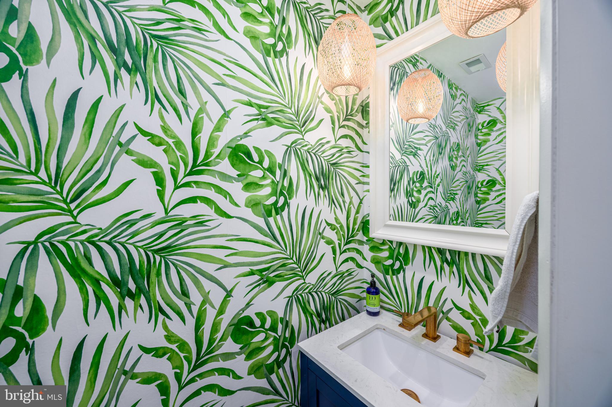 207 Bates Street Northwest Washington, DC 20001 - Photo 13 of 30