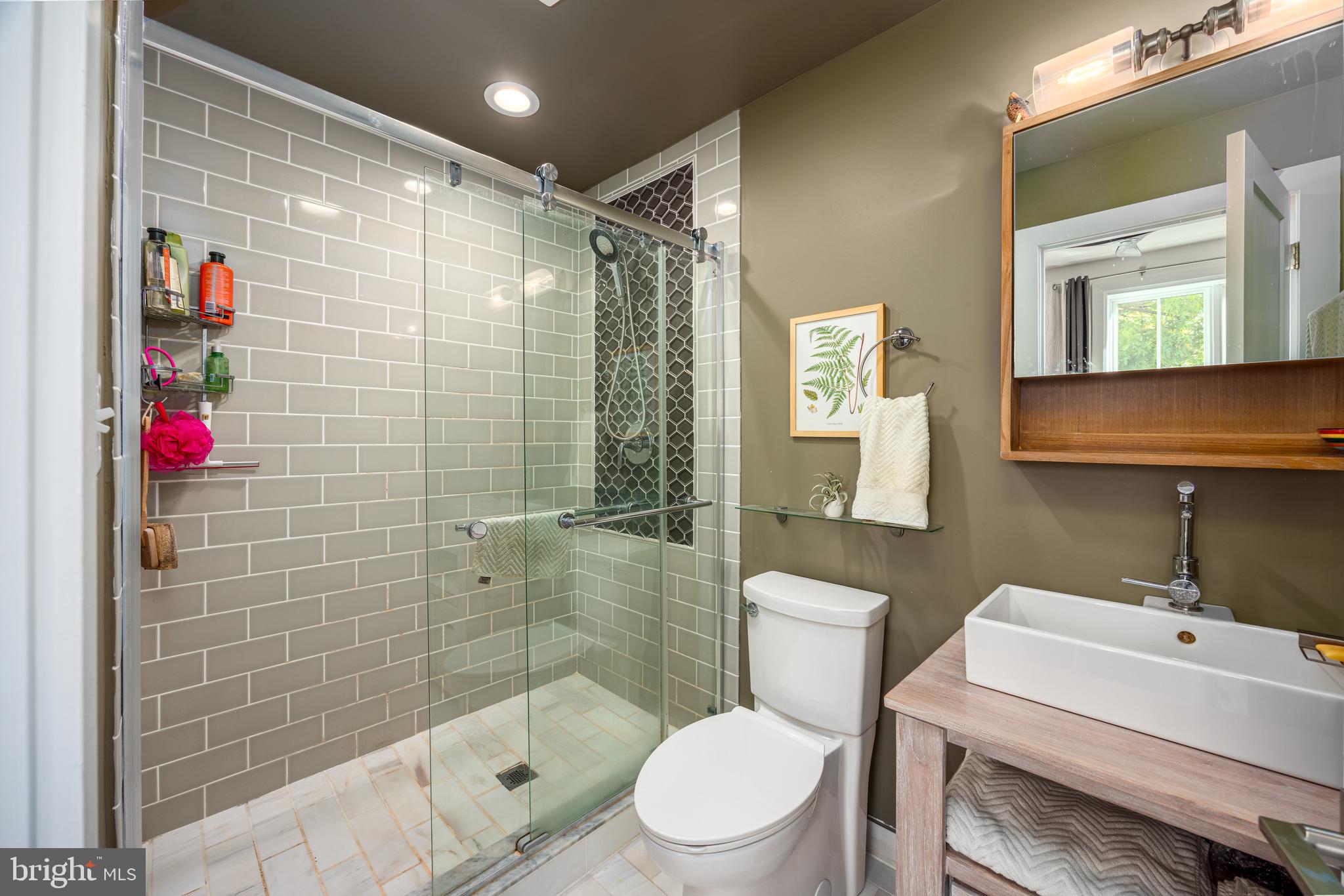 207 Bates Street Northwest Washington, DC 20001 - Photo 16 of 30