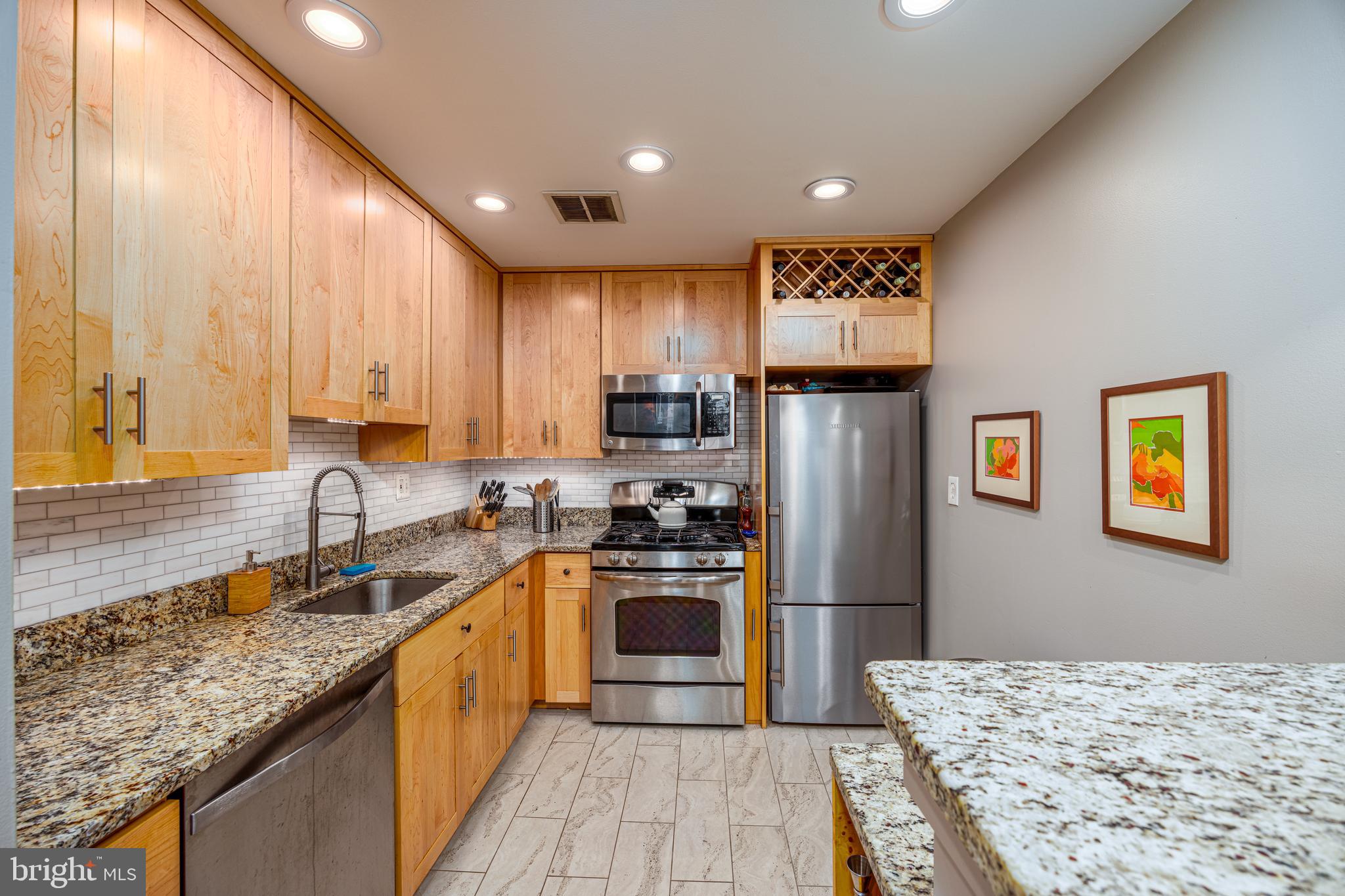 207 Bates Street Northwest Washington, DC 20001 - Photo 9 of 30