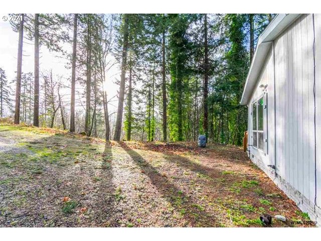 38307 Maple Street Lebanon, OR 97355 - Photo 27 of 32 Gallery Image 27