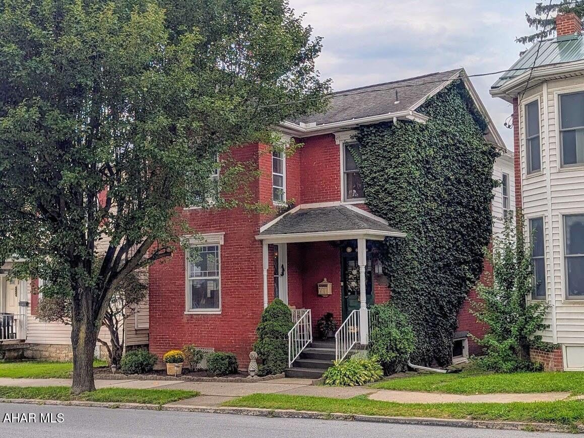32 North Spring Street Everett, PA 15537 - Photo 1 of 61 Gallery Image 1