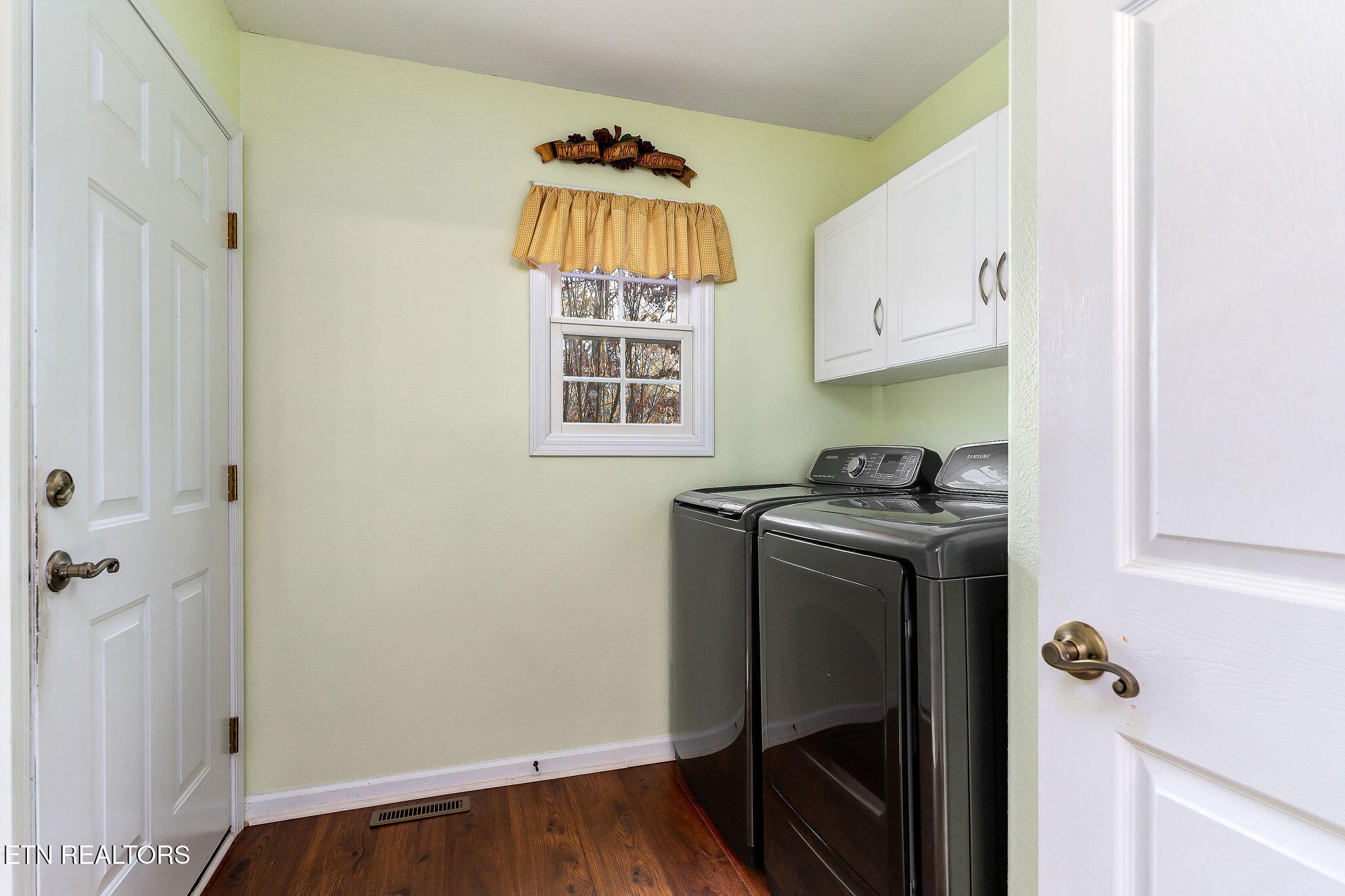 122 Windsor Road Crossville, TN 38558 - Photo 17 of 45 Gallery Image 17