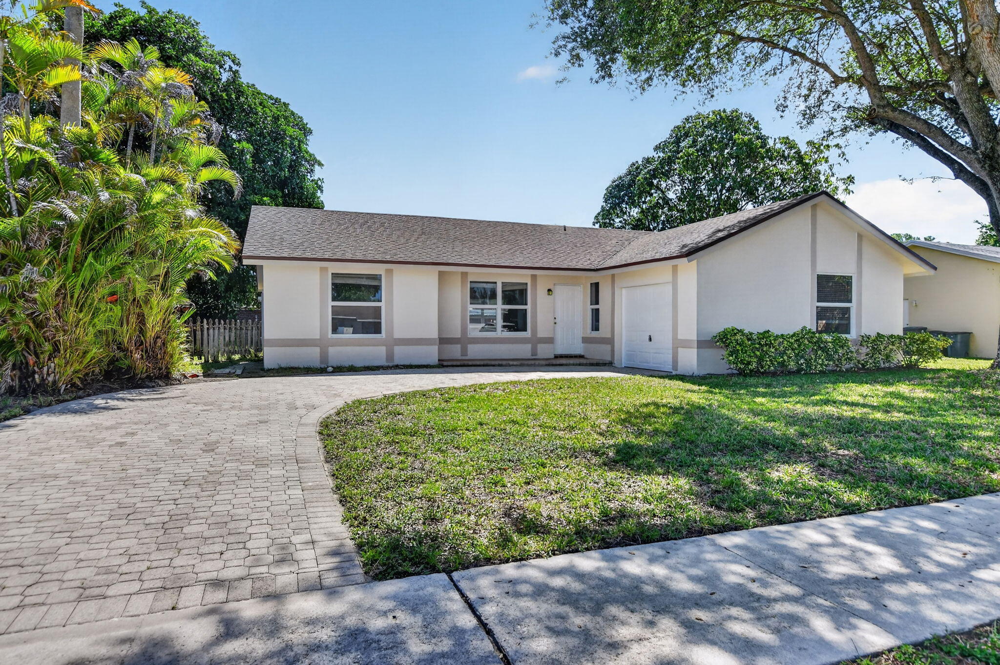 19486 Delaware Circle Boca Raton, FL 33434 - Photo 2 of 46 3-web-or-mls-DSC_9667
