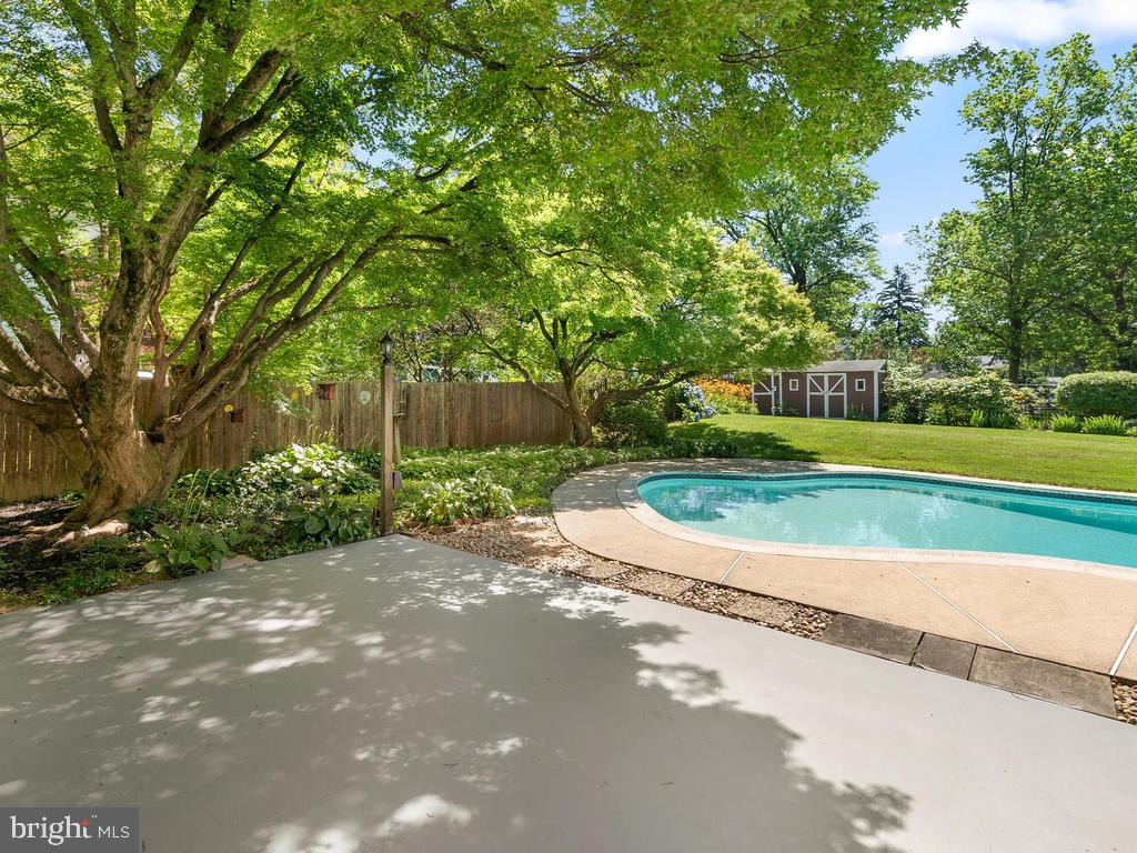 7412 Miller Fall Road Rockville, MD 20855 - Photo 60 of 69 Patio