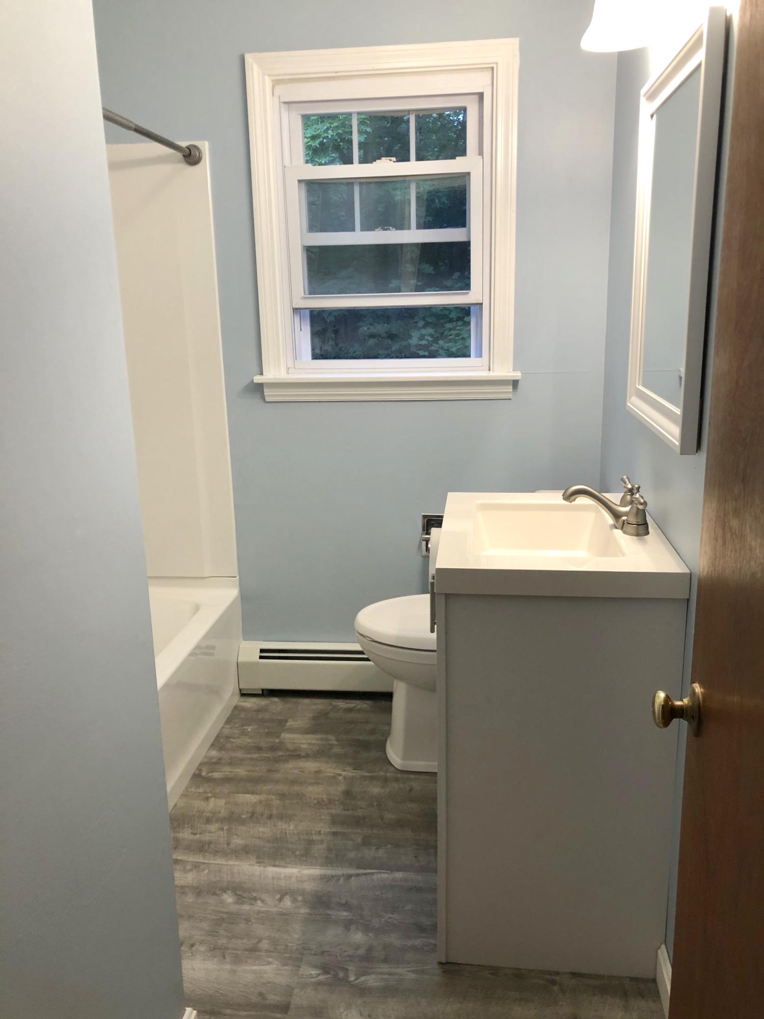 68 River Road Topsham, ME 04086 - Photo 22 of 27 bath