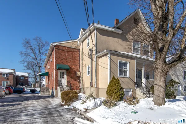 $2,500 | 78 Dora Street, Unit 1A, Stamford, CT 06902
