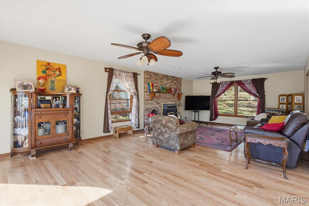 33 Wilderness Road Eureka, MO 63025 - Photo 11 of 74