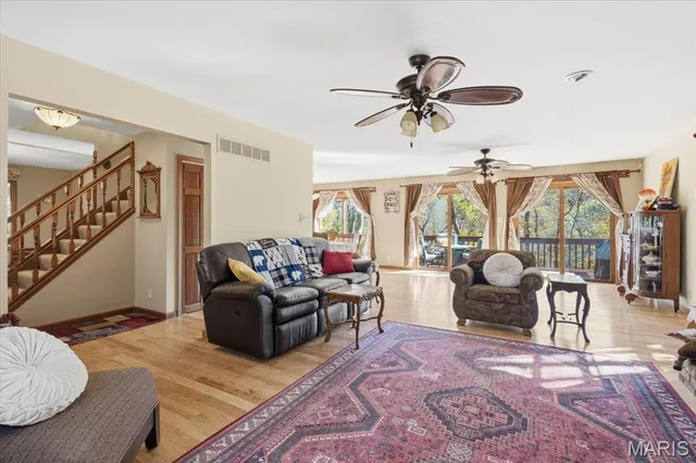 $479,000 | 33 Wilderness Road, Eureka, MO 63025