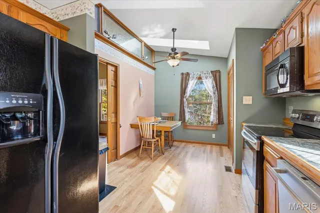 $479,000 | 33 Wilderness Road, Eureka, MO 63025