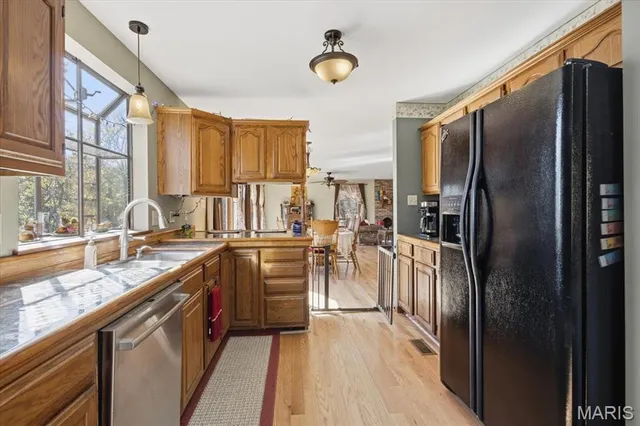 $479,000 | 33 Wilderness Road, Eureka, MO 63025