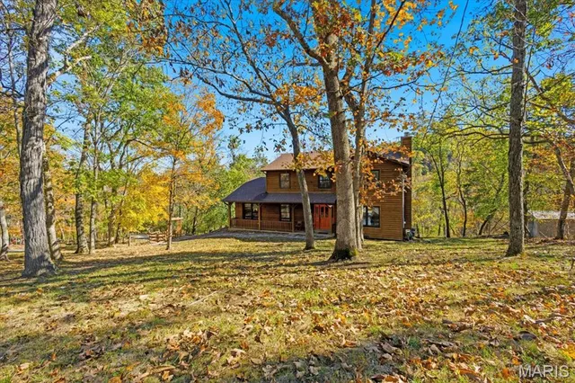 $479,000 | 33 Wilderness Road, Eureka, MO 63025