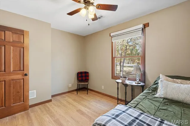 $479,000 | 33 Wilderness Road, Eureka, MO 63025