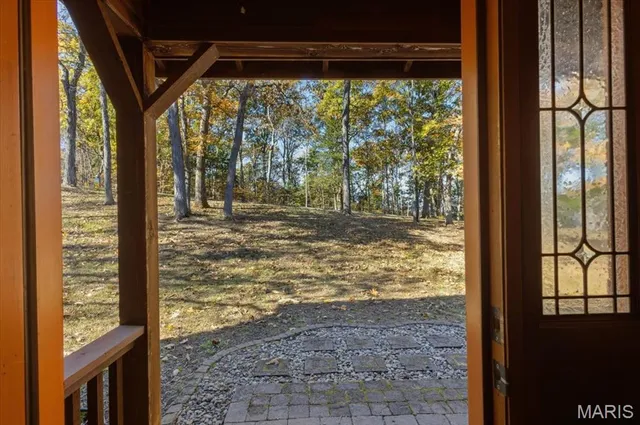 $479,000 | 33 Wilderness Road, Eureka, MO 63025