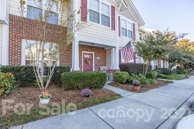 923 Azurine Circle Fort Mill, SC 29708 - Photo 1 of 32 a front view of a house with garden