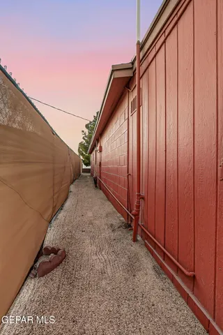 $150,000 | 728 Artemediano Street, Socorro, TX 79927