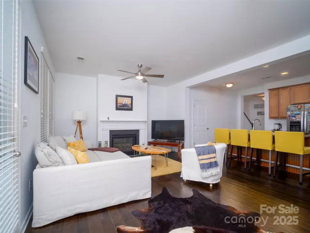 $319,900 | 9547 Glenburn Lane, Charlotte, NC 28278