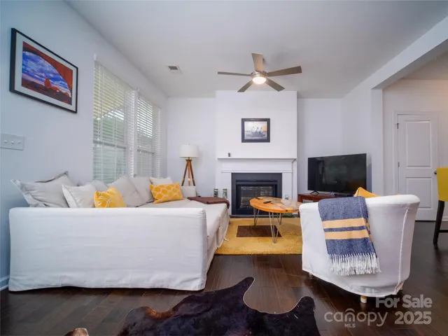 $319,900 | 9547 Glenburn Lane, Charlotte, NC 28278