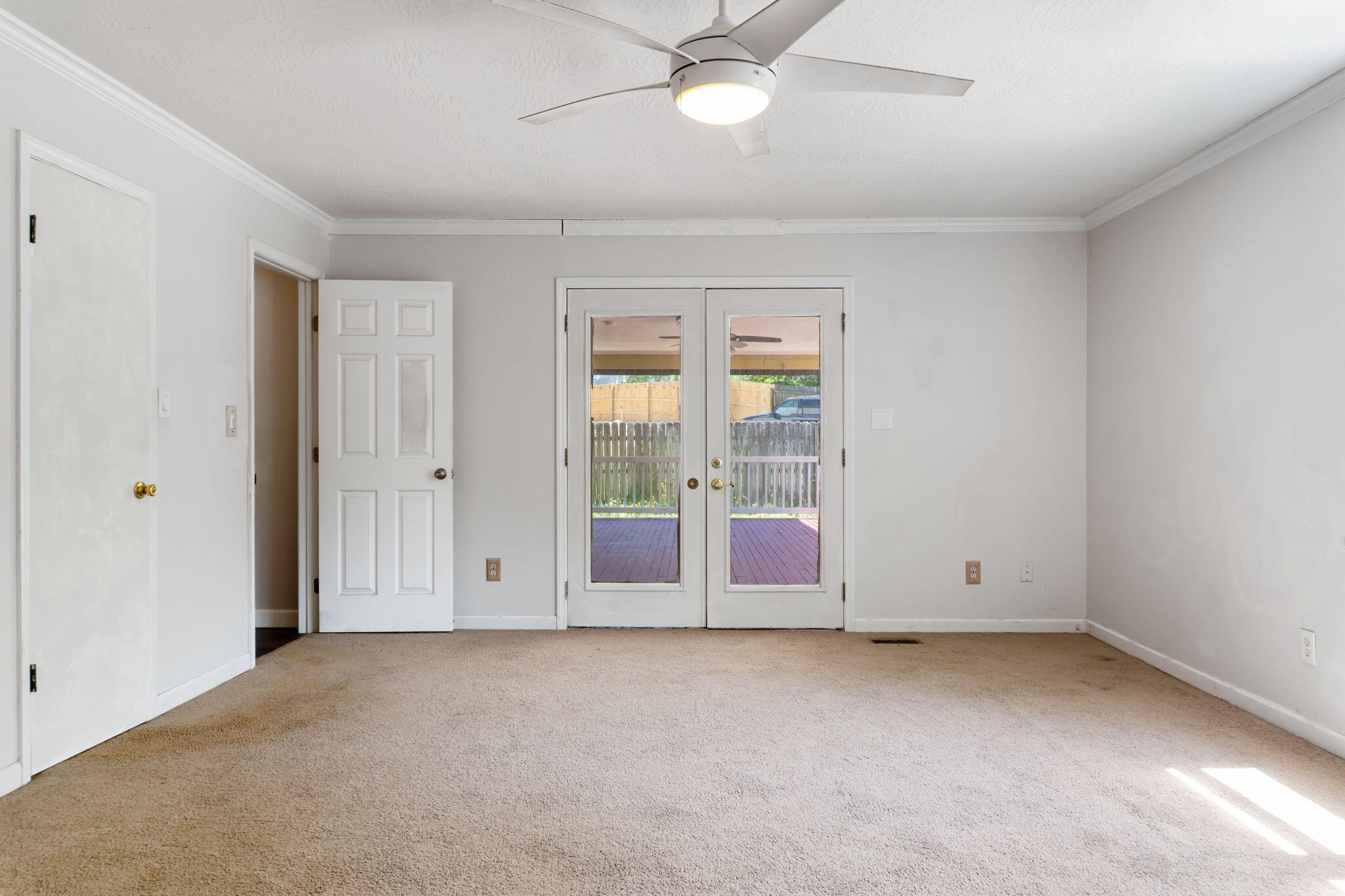 227 Waters Way Martinez, GA 30907 - Photo 17 of 39 Downstairs Owners Suite 2