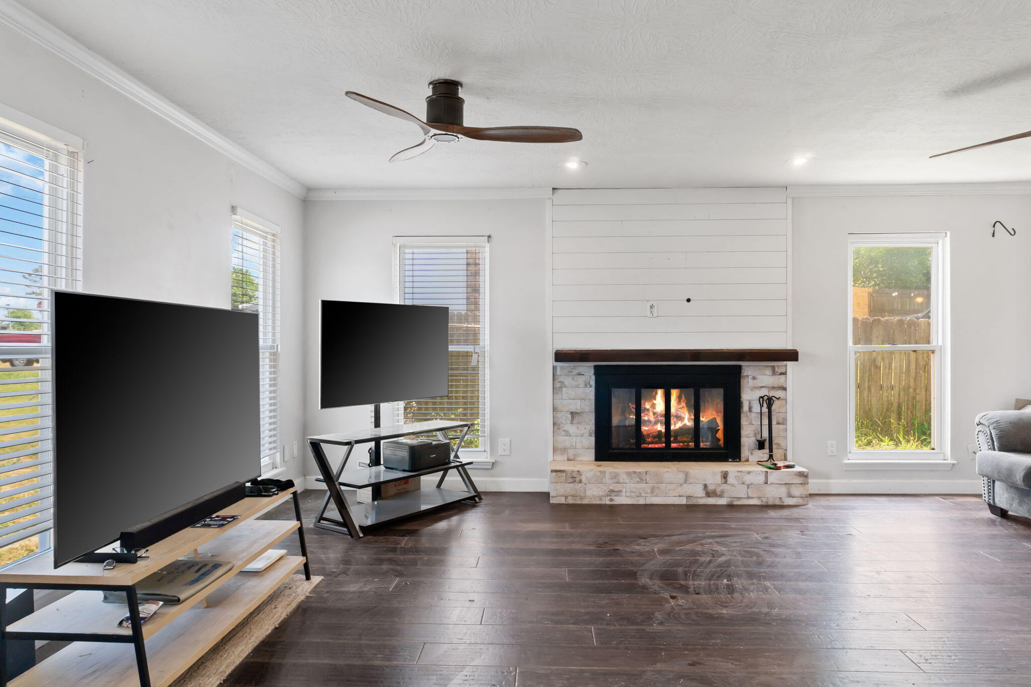 227 Waters Way Martinez, GA 30907 - Photo 4 of 39 Living Room_Fireplace