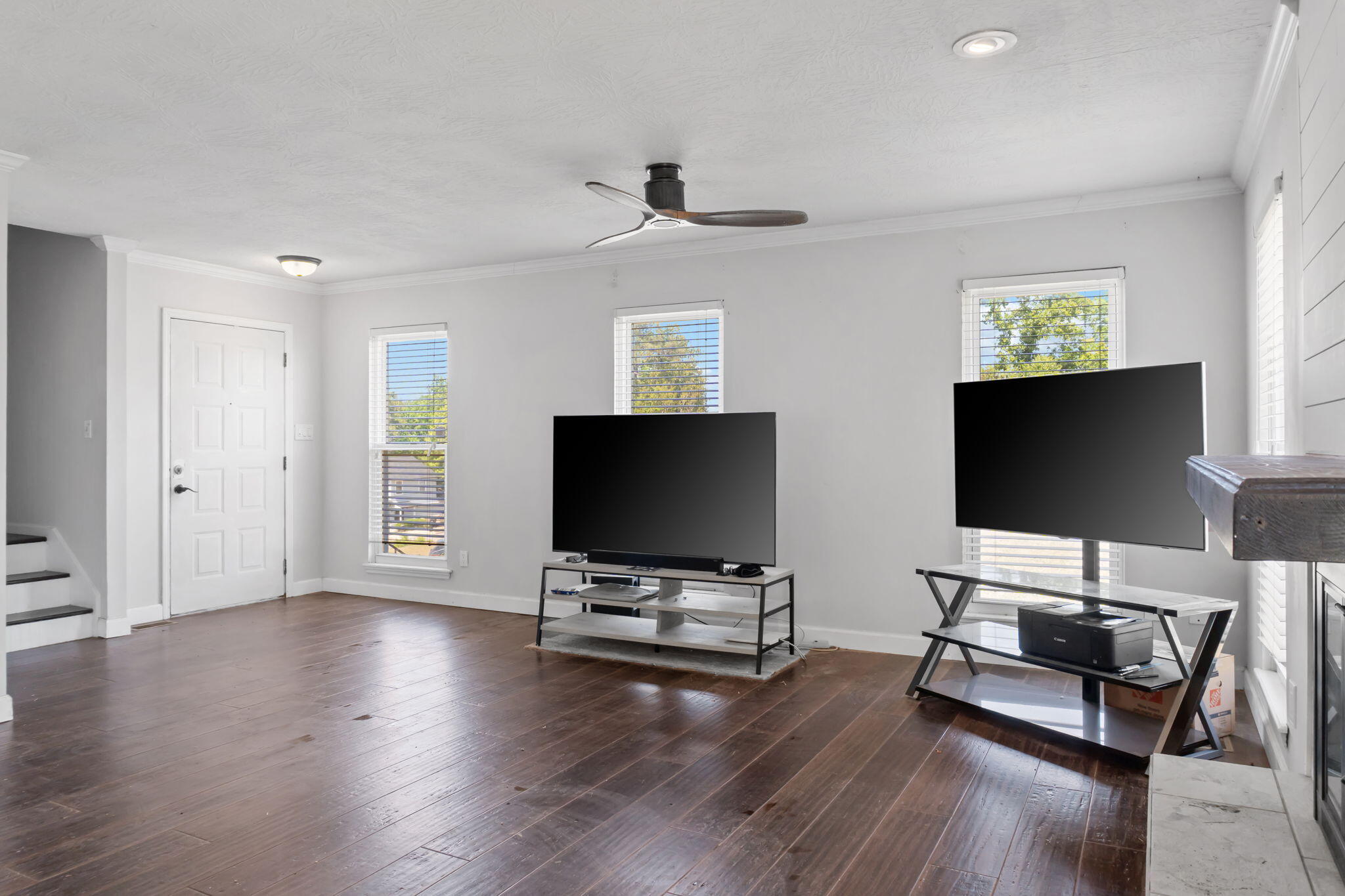 227 Waters Way Martinez, GA 30907 - Photo 5 of 39 Living Room
