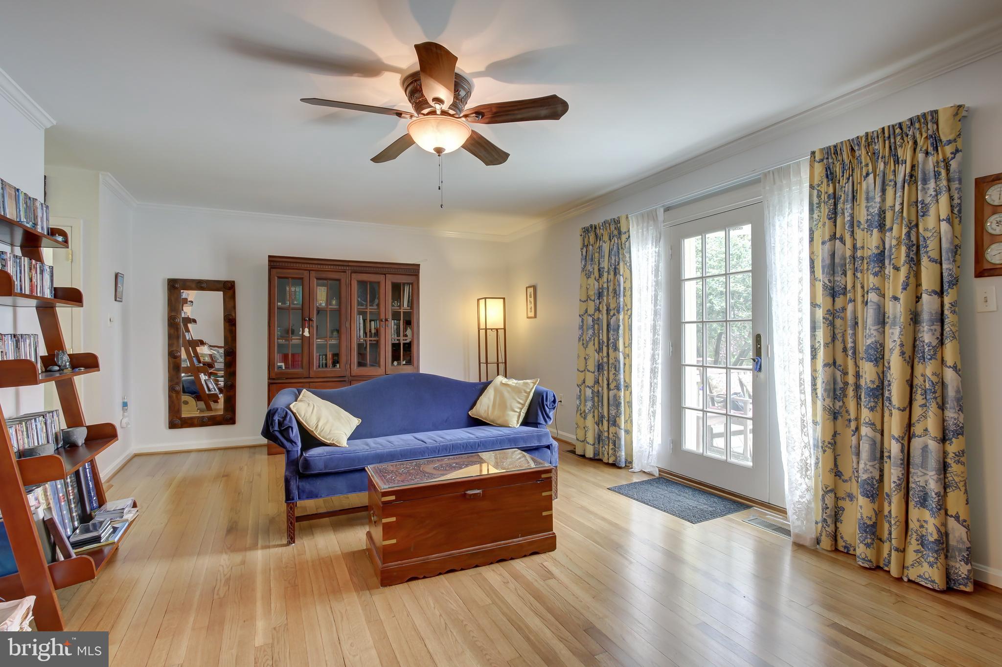 1746 Chain Bridge Road McLean, VA 22102 - Photo 11 of 35