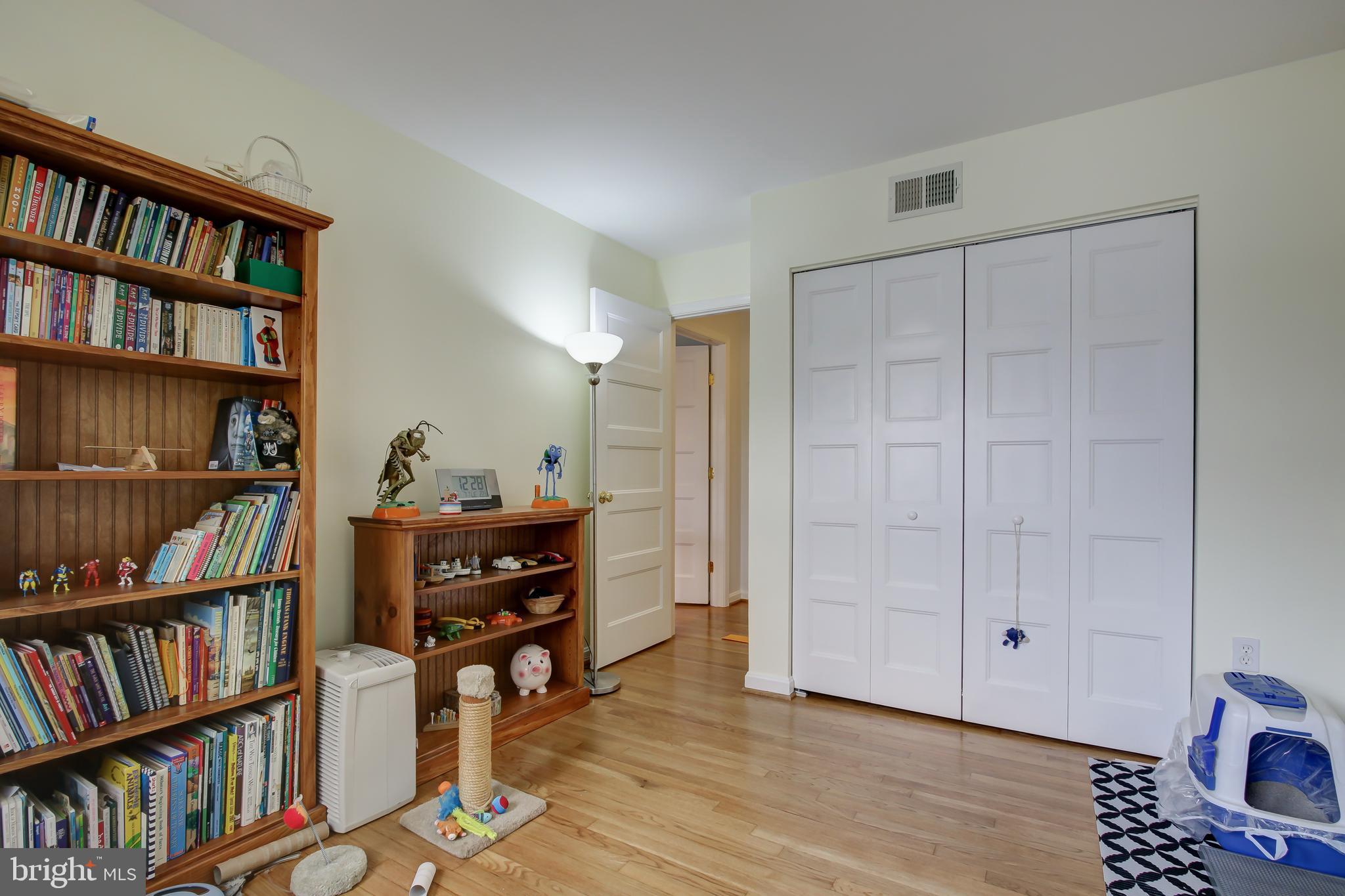 1746 Chain Bridge Road McLean, VA 22102 - Photo 16 of 35