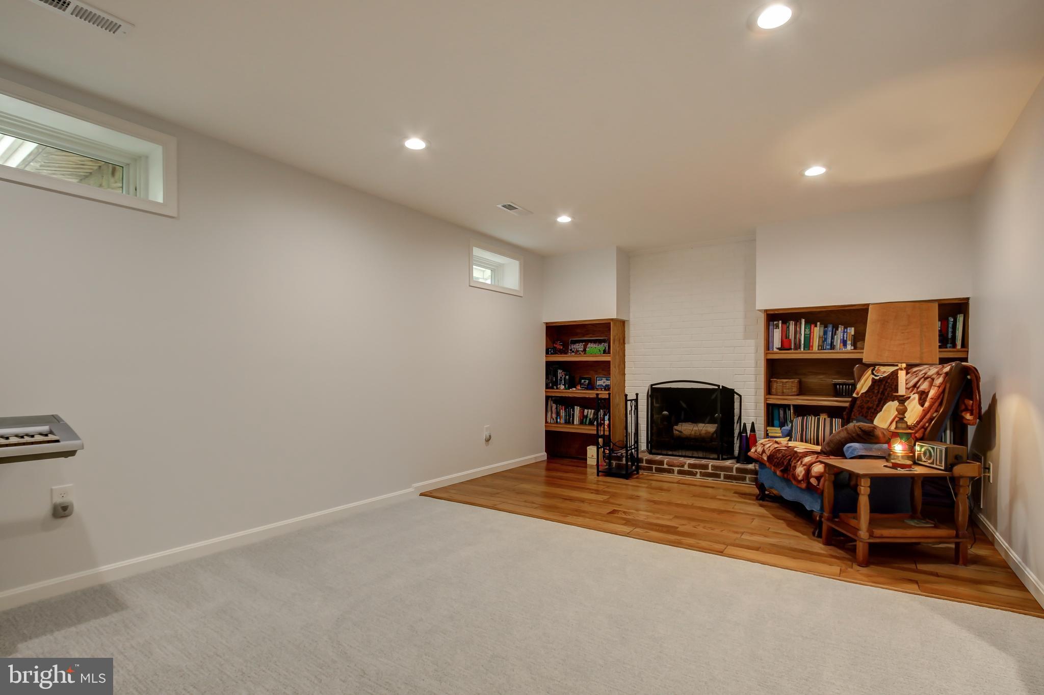 1746 Chain Bridge Road McLean, VA 22102 - Photo 26 of 35