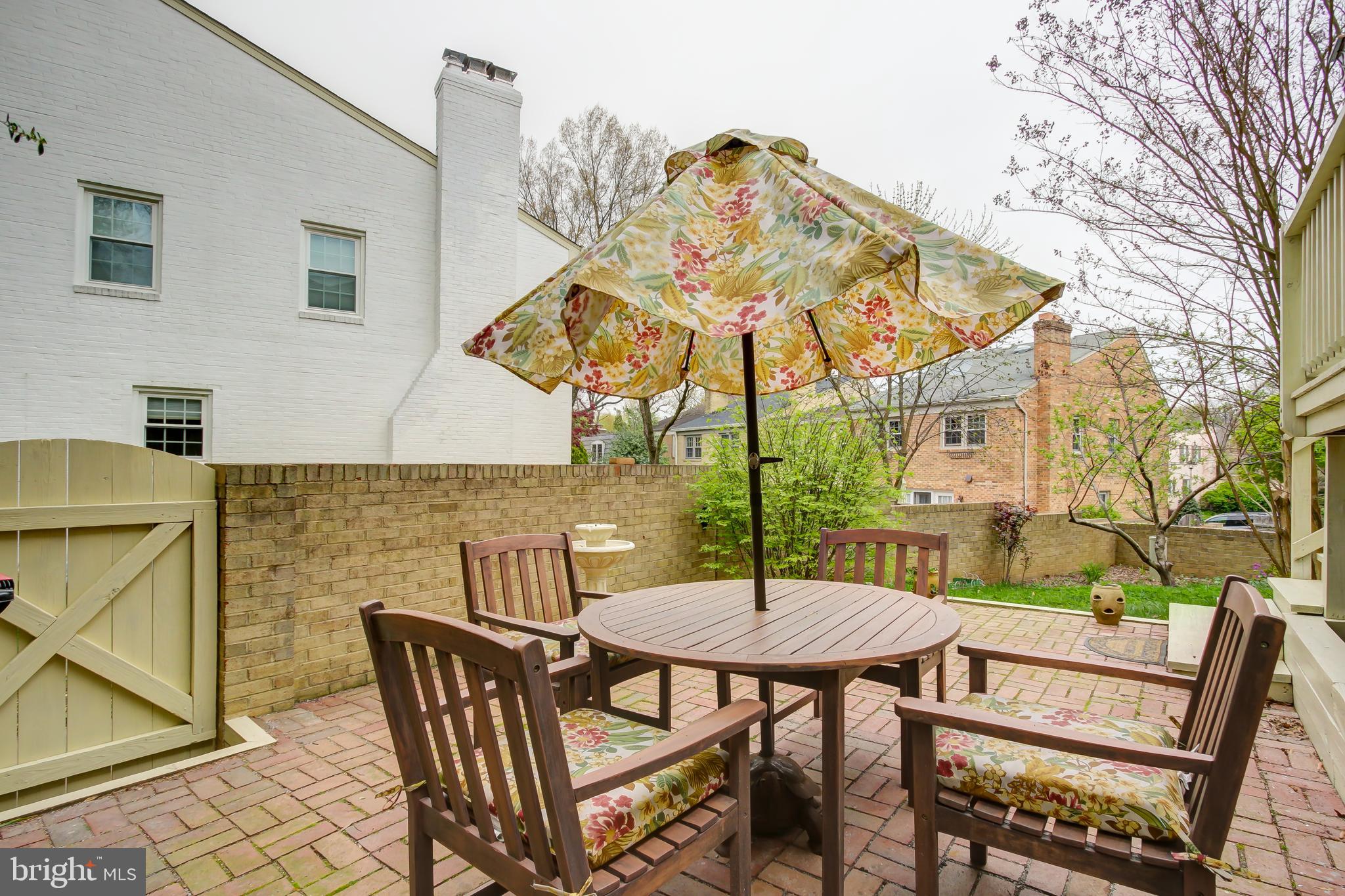 1746 Chain Bridge Road McLean, VA 22102 - Photo 33 of 35