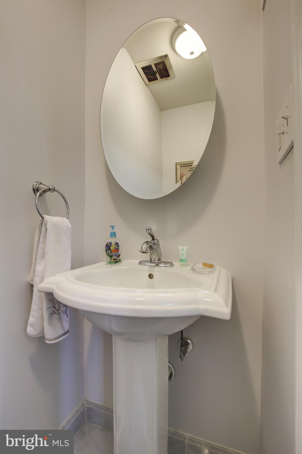 1746 Chain Bridge Road McLean, VA 22102 - Photo 35 of 35