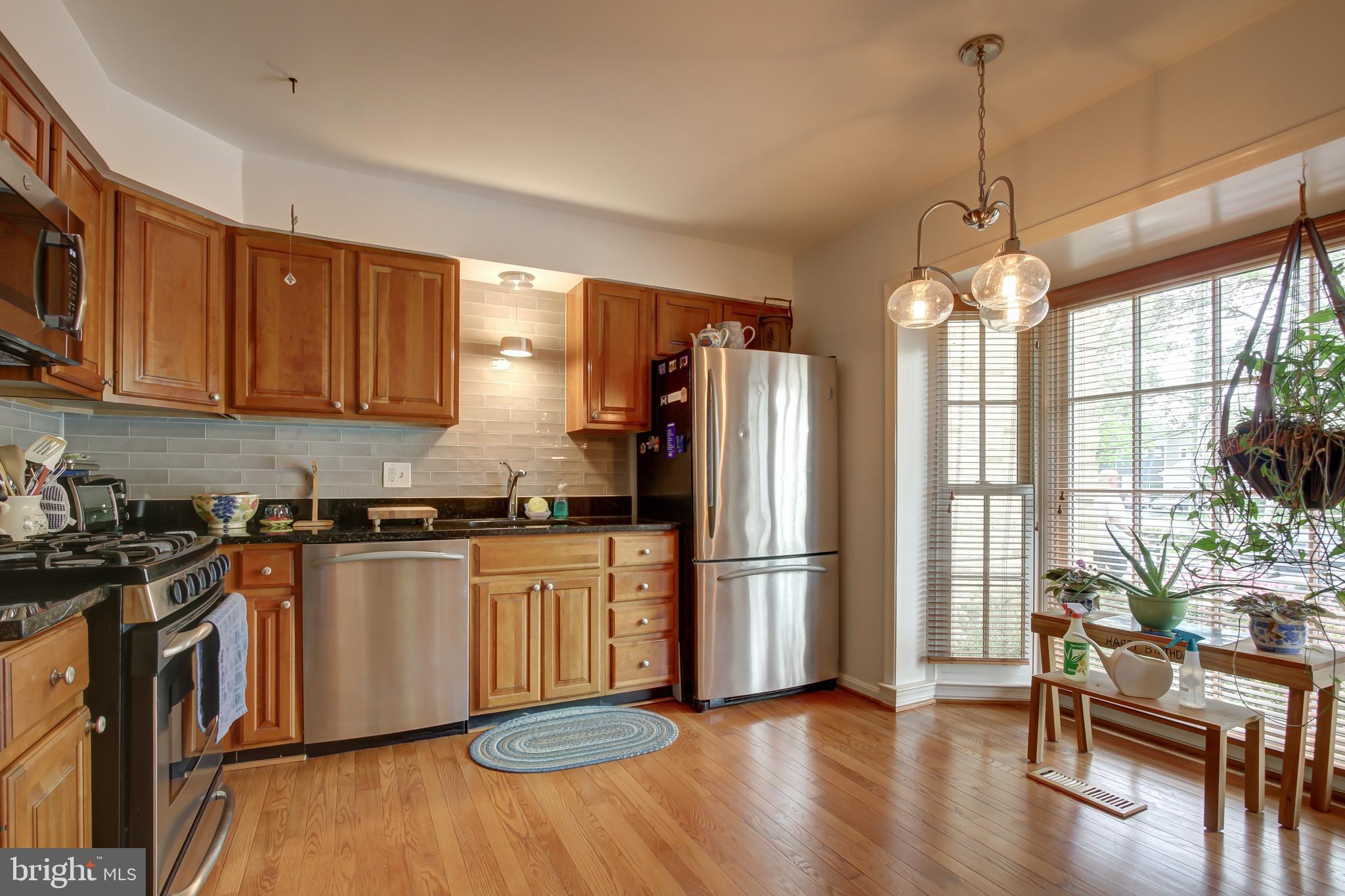 1746 Chain Bridge Road McLean, VA 22102 - Photo 5 of 35