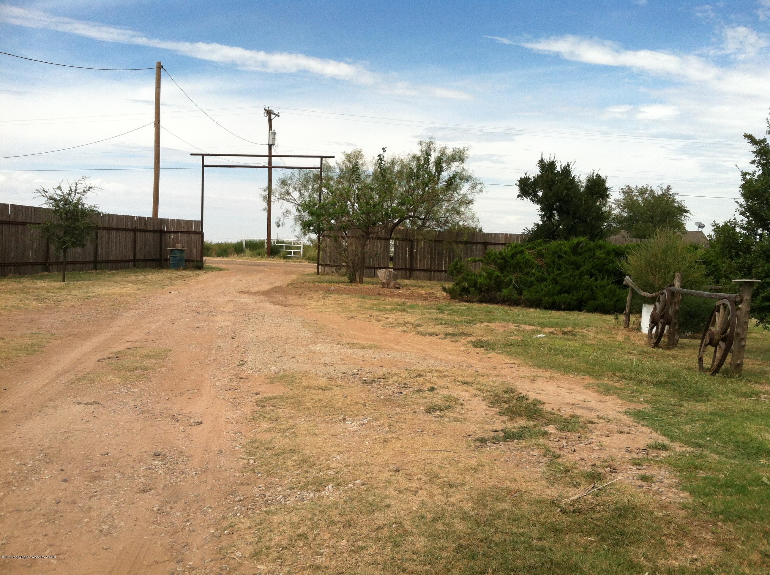 91 Chattanooga Road Amarillo, TX 79118 - Photo 24 of 28 a view of a backyard