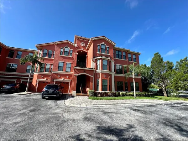 $1,800 | 2713 Via Murano, Unit 235, Clearwater, FL 33764