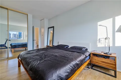 $879,999 | 1155 North Brand Boulevard, Unit 704, Glendale, CA 91202