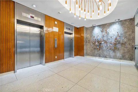 $879,999 | 1155 North Brand Boulevard, Unit 704, Glendale, CA 91202