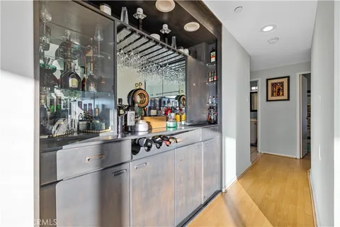 $879,999 | 1155 North Brand Boulevard, Unit 704, Glendale, CA 91202